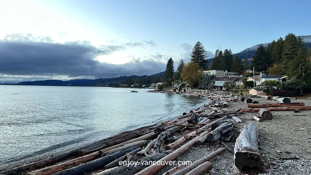 Dundrave Beach